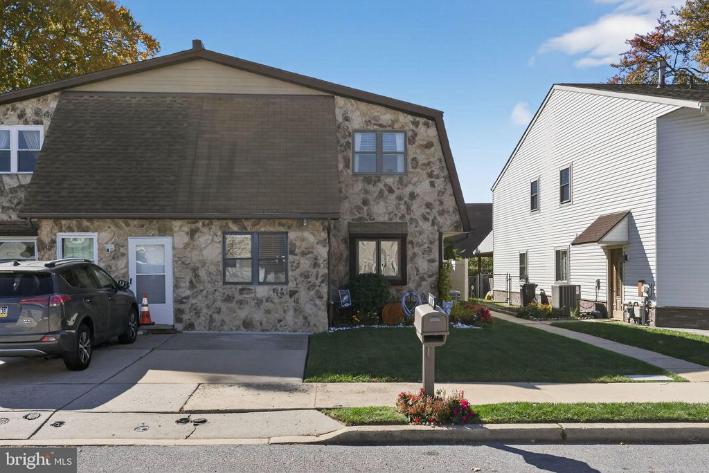 Photo of 1112 Selmer Road, PHILADELPHIA, PA 19116 (MLS # PAPH2554584)