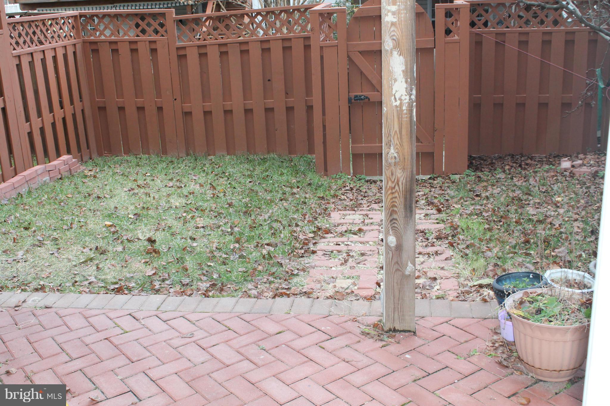 BROADLANDS SOUTH - Residential Lease