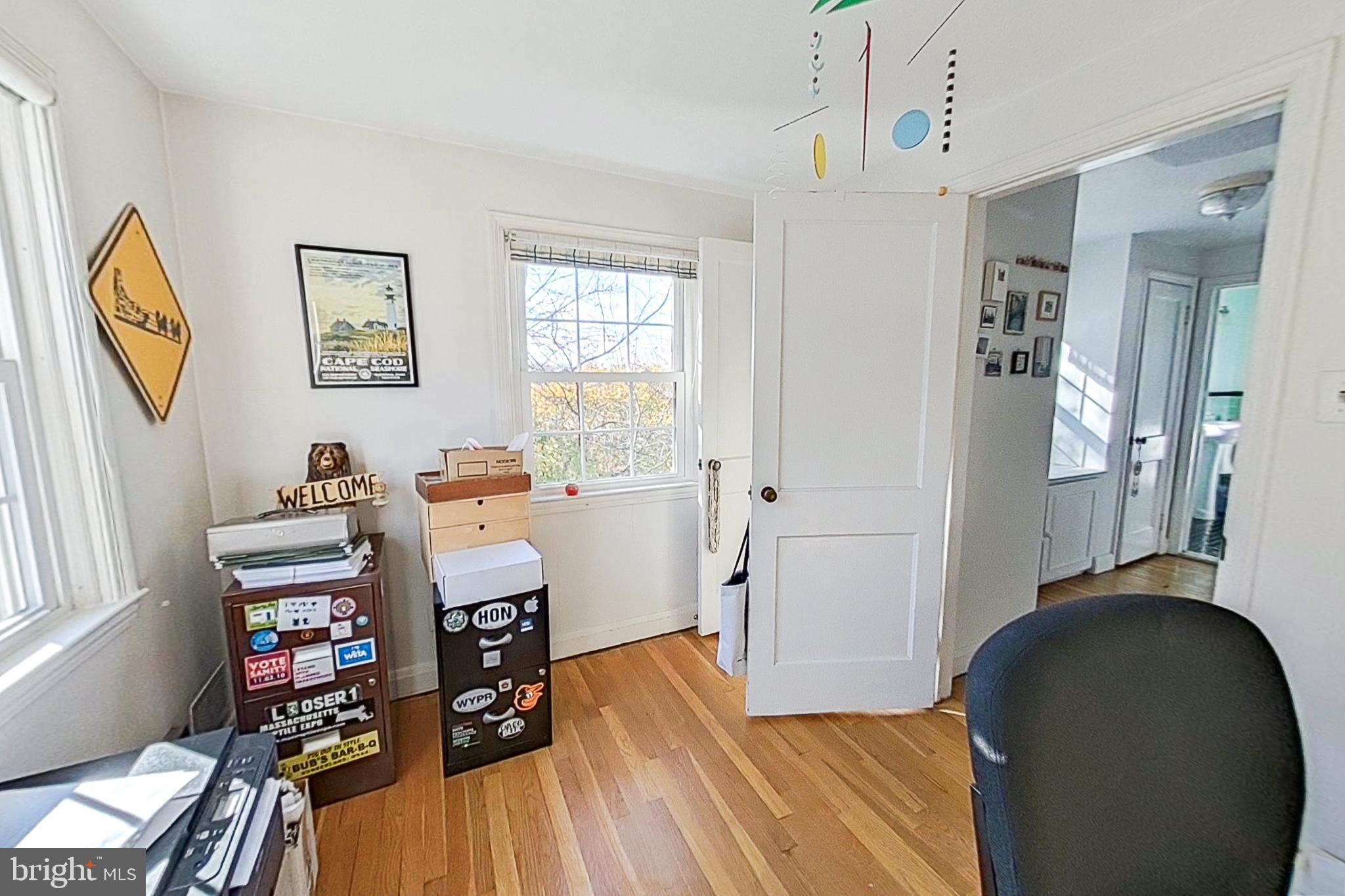 COLONIAL VILLAGE - Residential