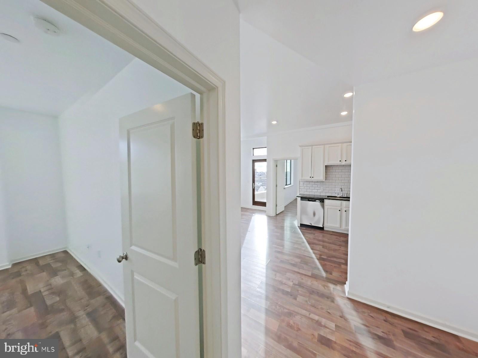 333 EARP STREET 402