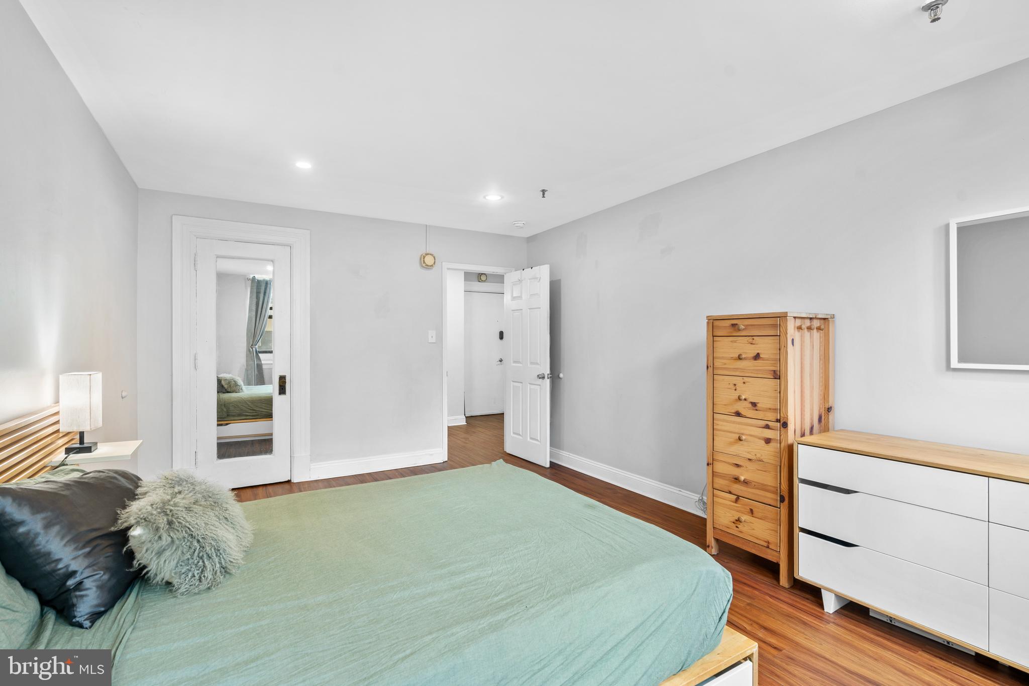 CENTER CITY - Residential