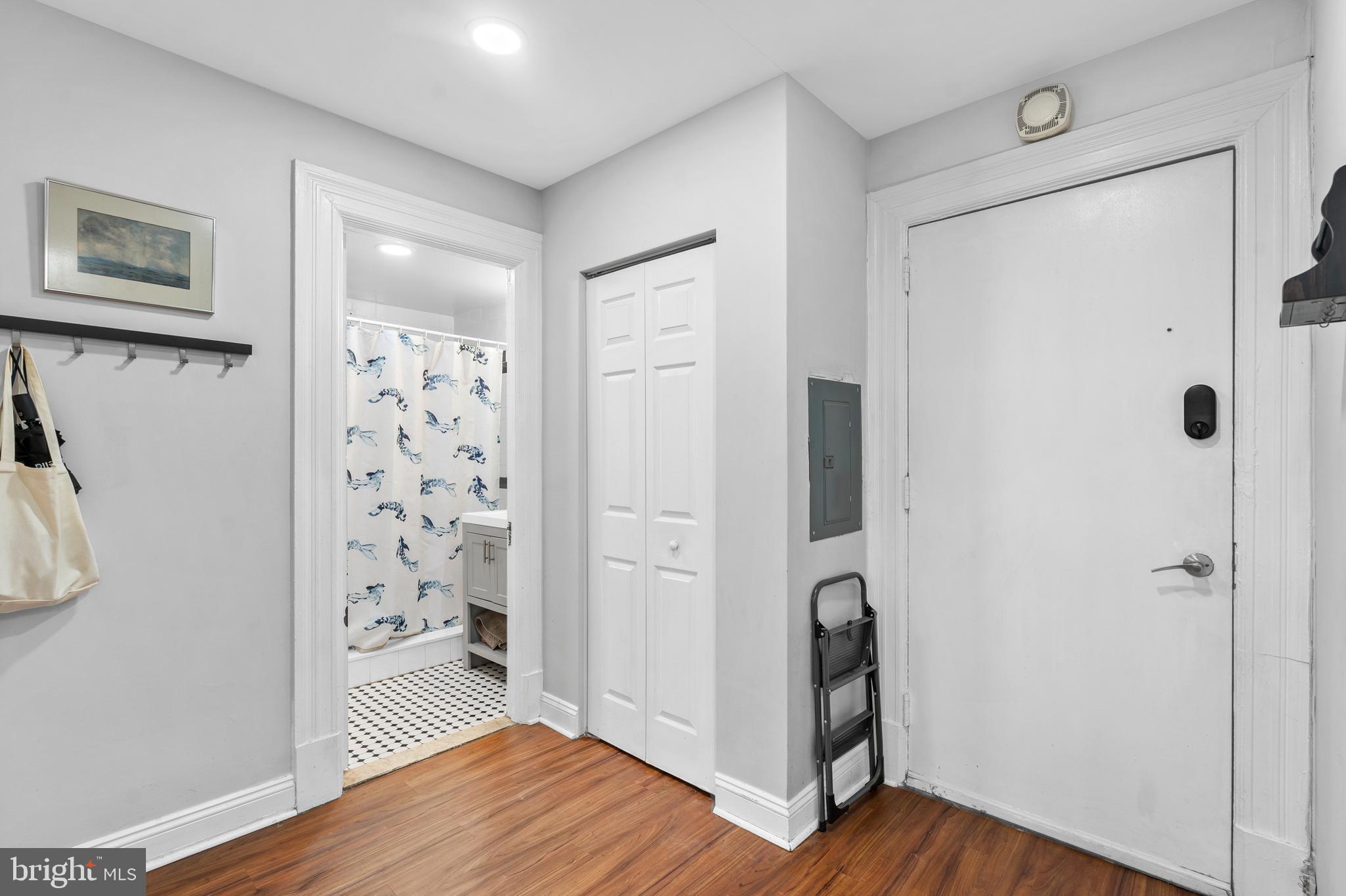 CENTER CITY - Residential