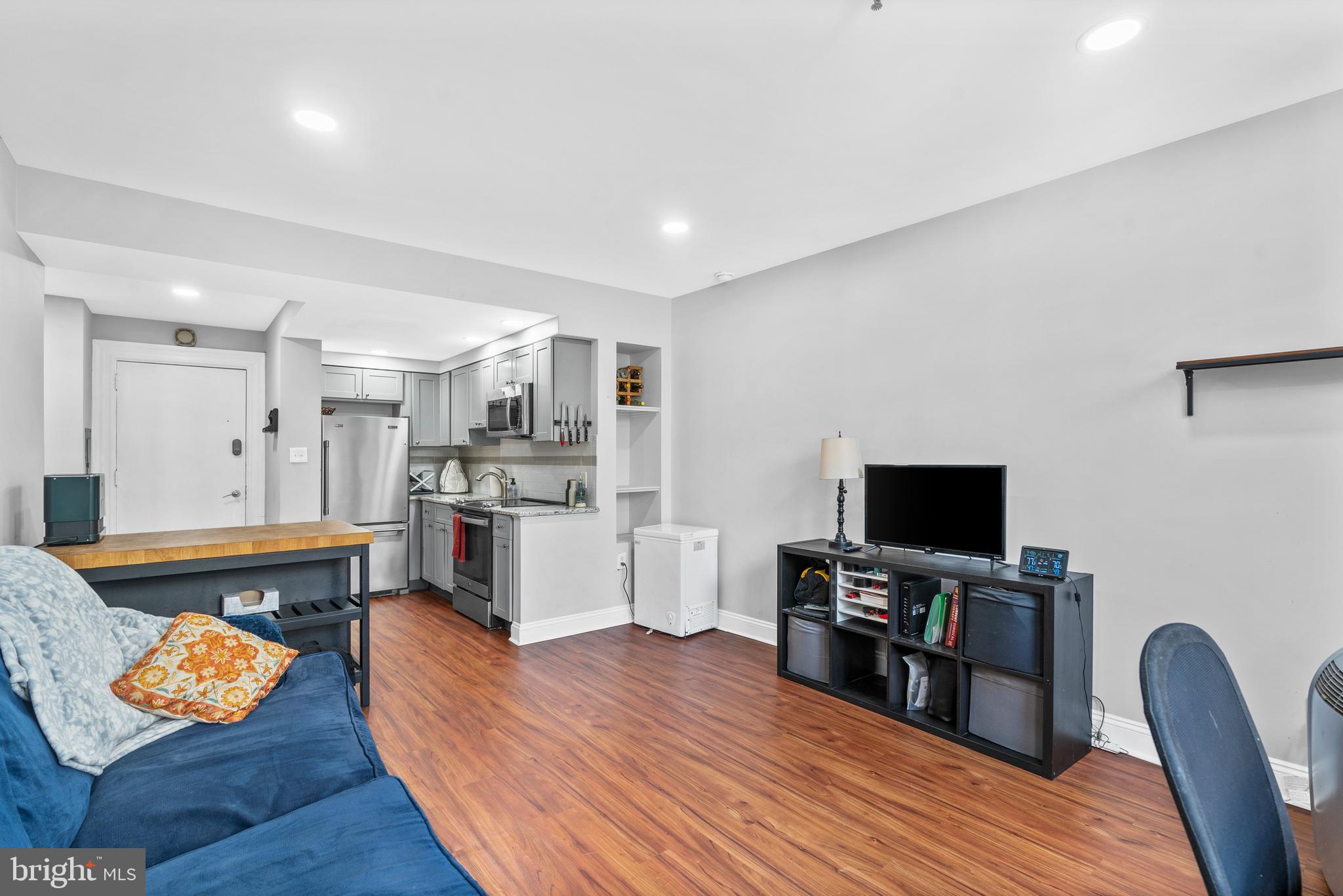 CENTER CITY - Residential