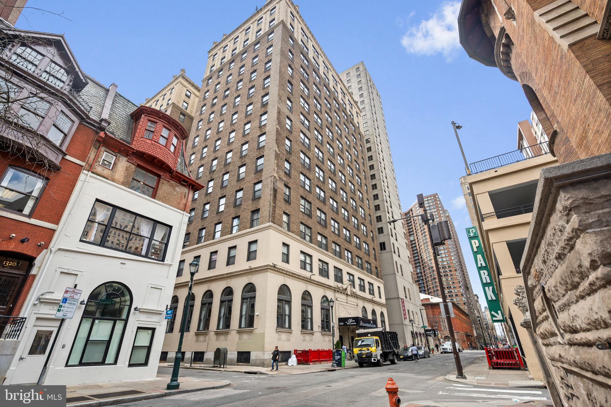 CENTER CITY - Residential