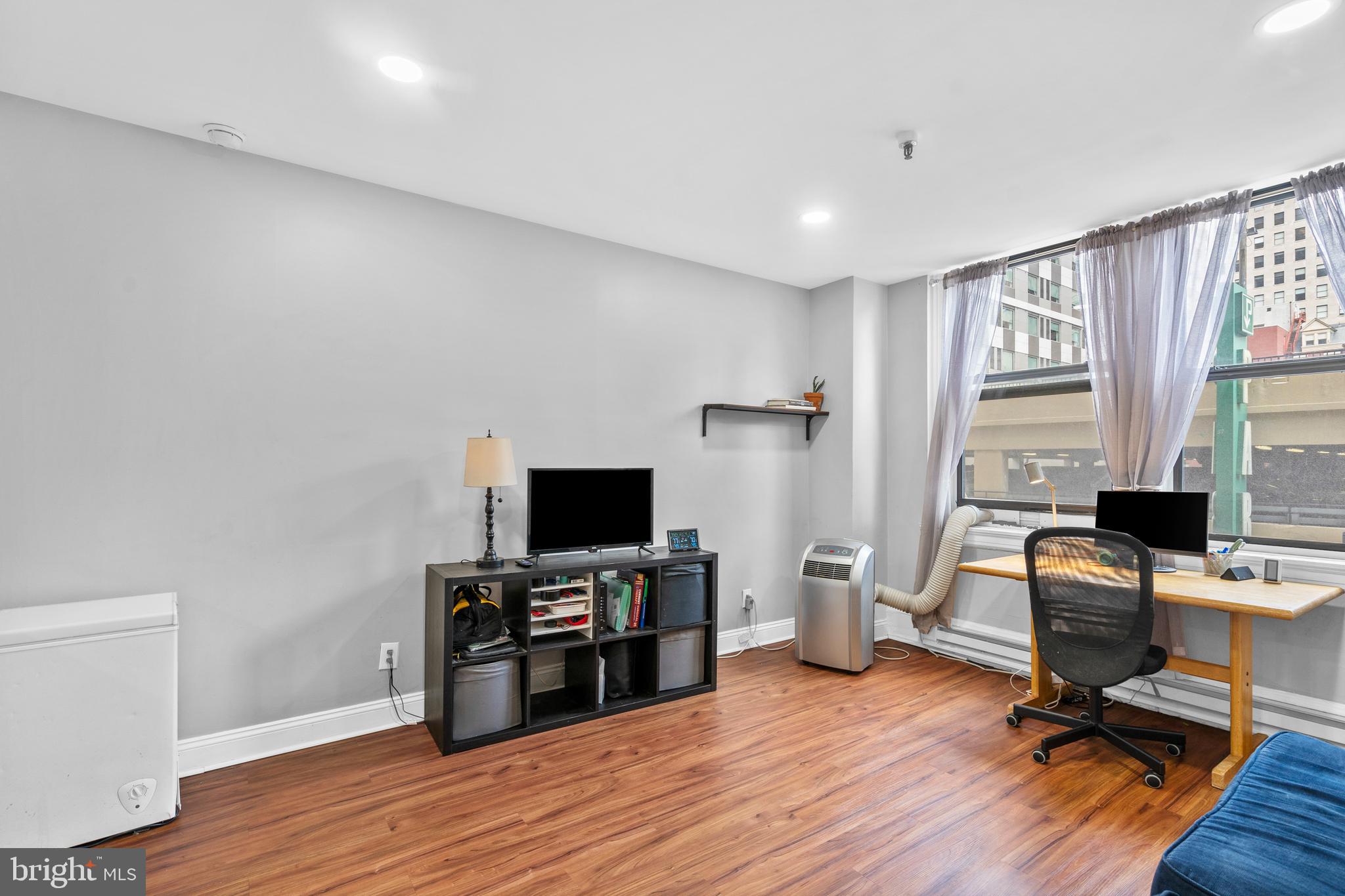 CENTER CITY - Residential