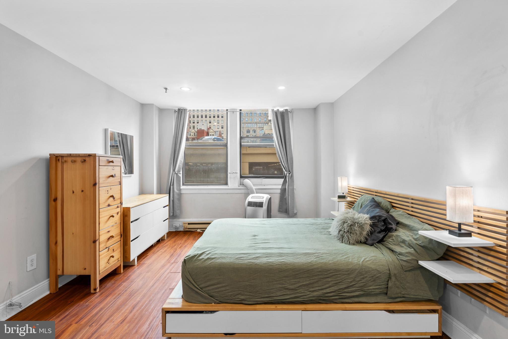 CENTER CITY - Residential