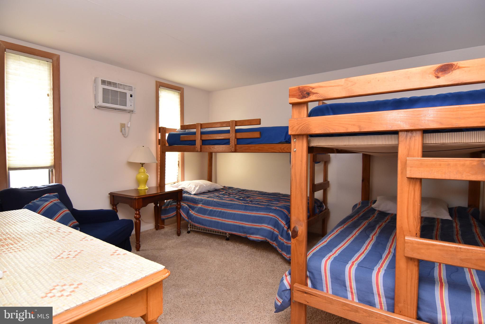 NORTH SHORES - Residential