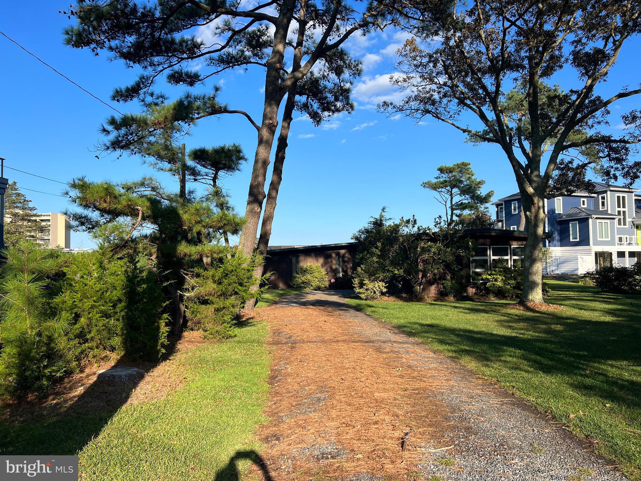 NORTH SHORES - Residential