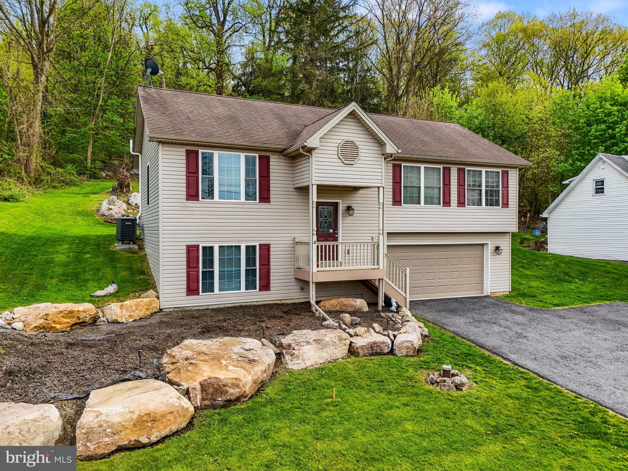 1121 STATE ROAD