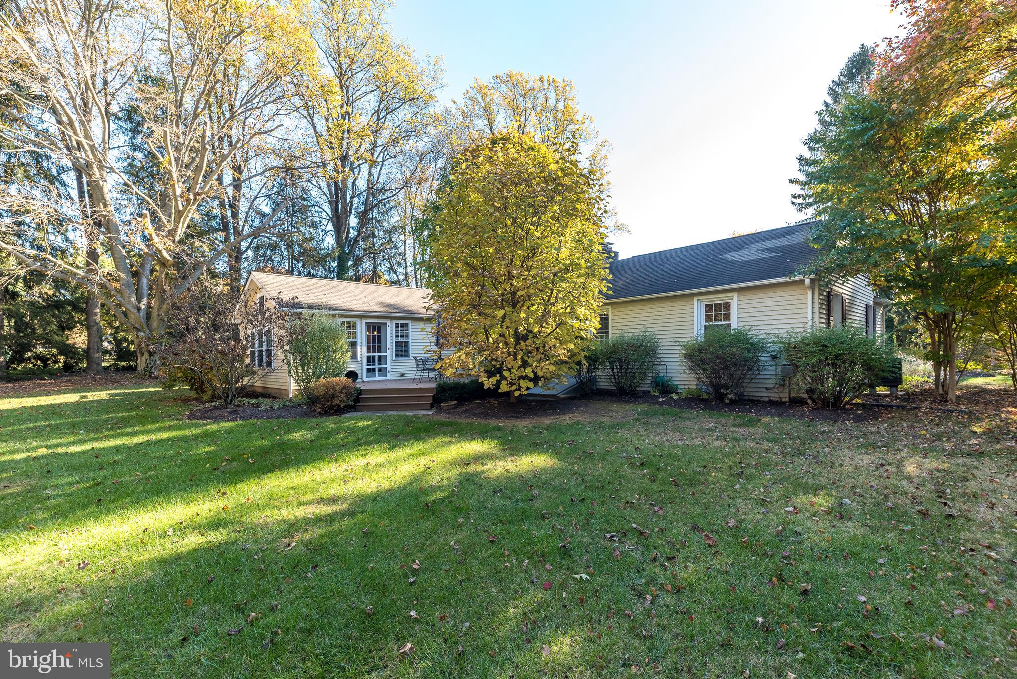 PEBBLE HILL - Residential