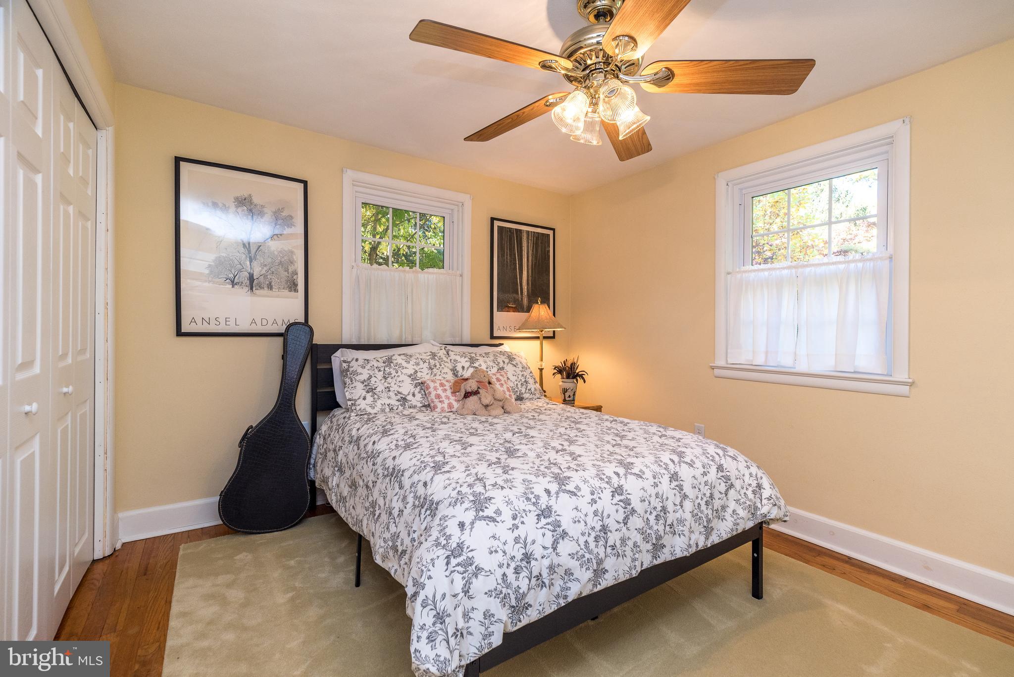 PEBBLE HILL - Residential