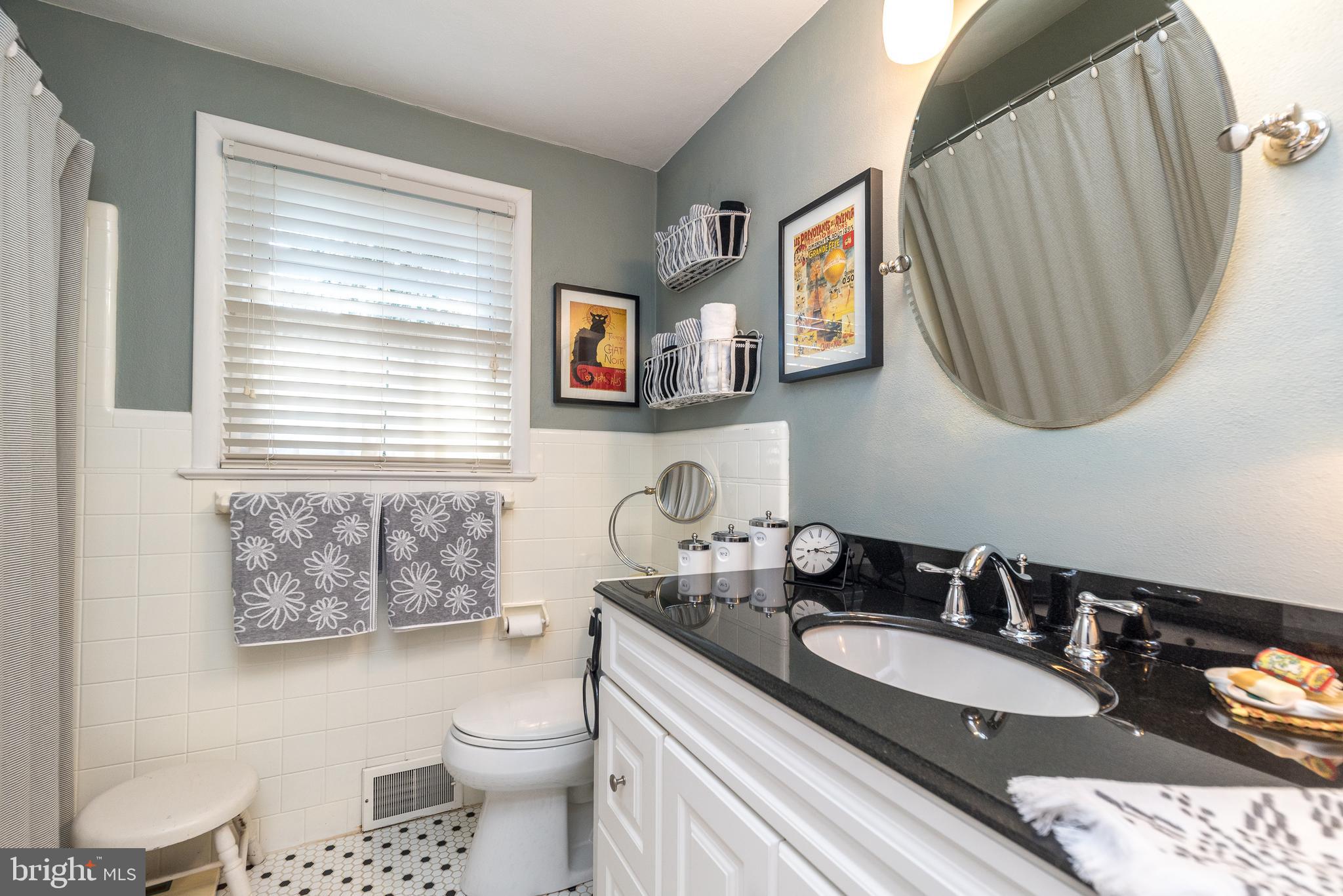 PEBBLE HILL - Residential