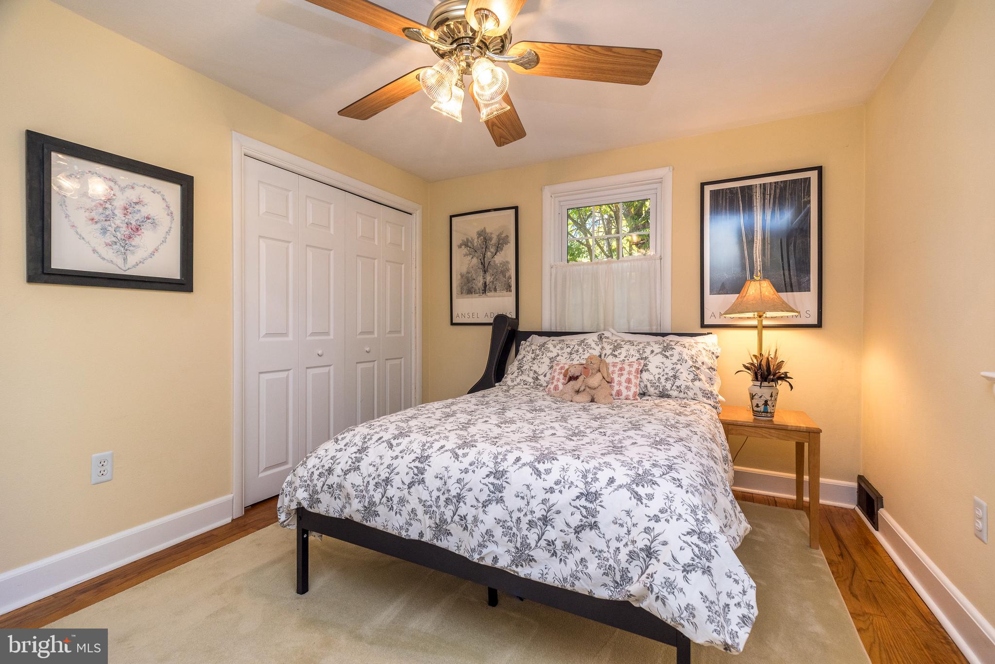 PEBBLE HILL - Residential