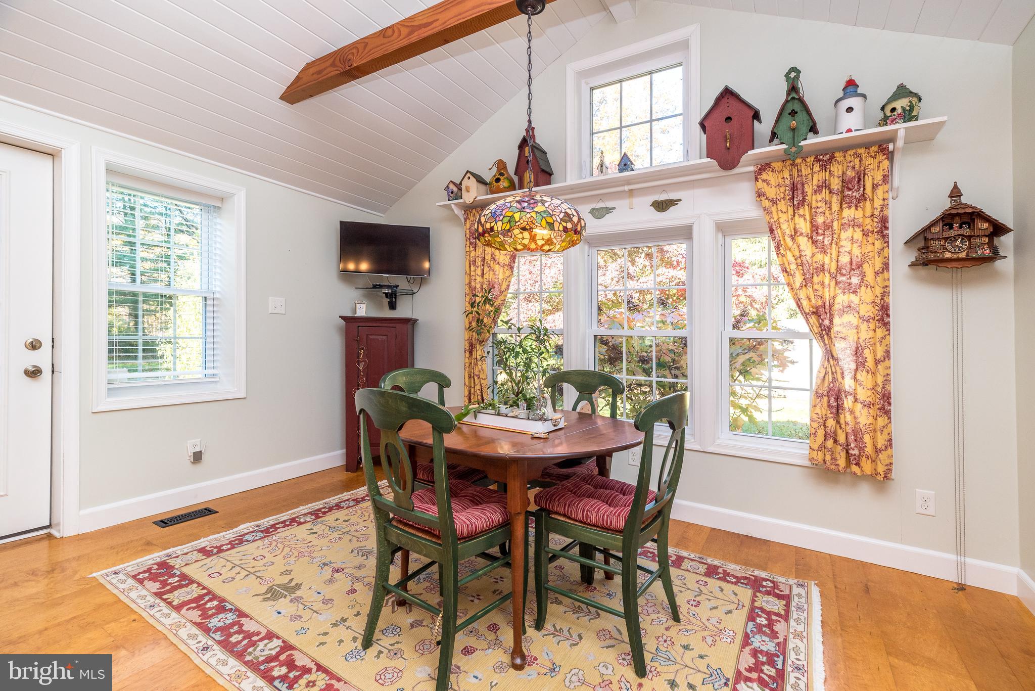 PEBBLE HILL - Residential