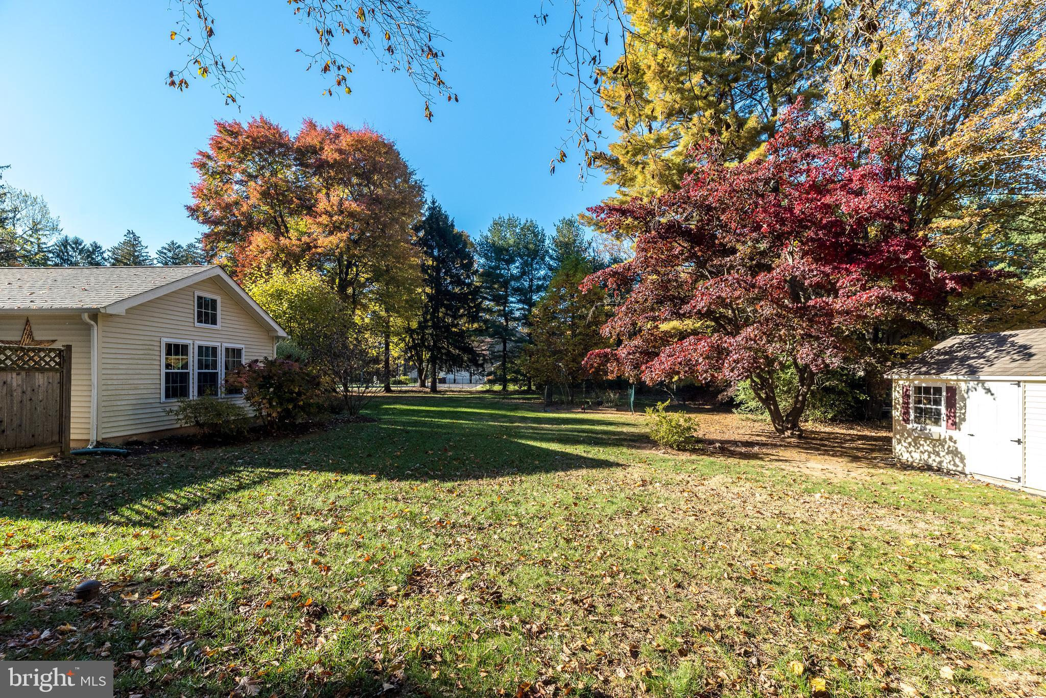 PEBBLE HILL - Residential
