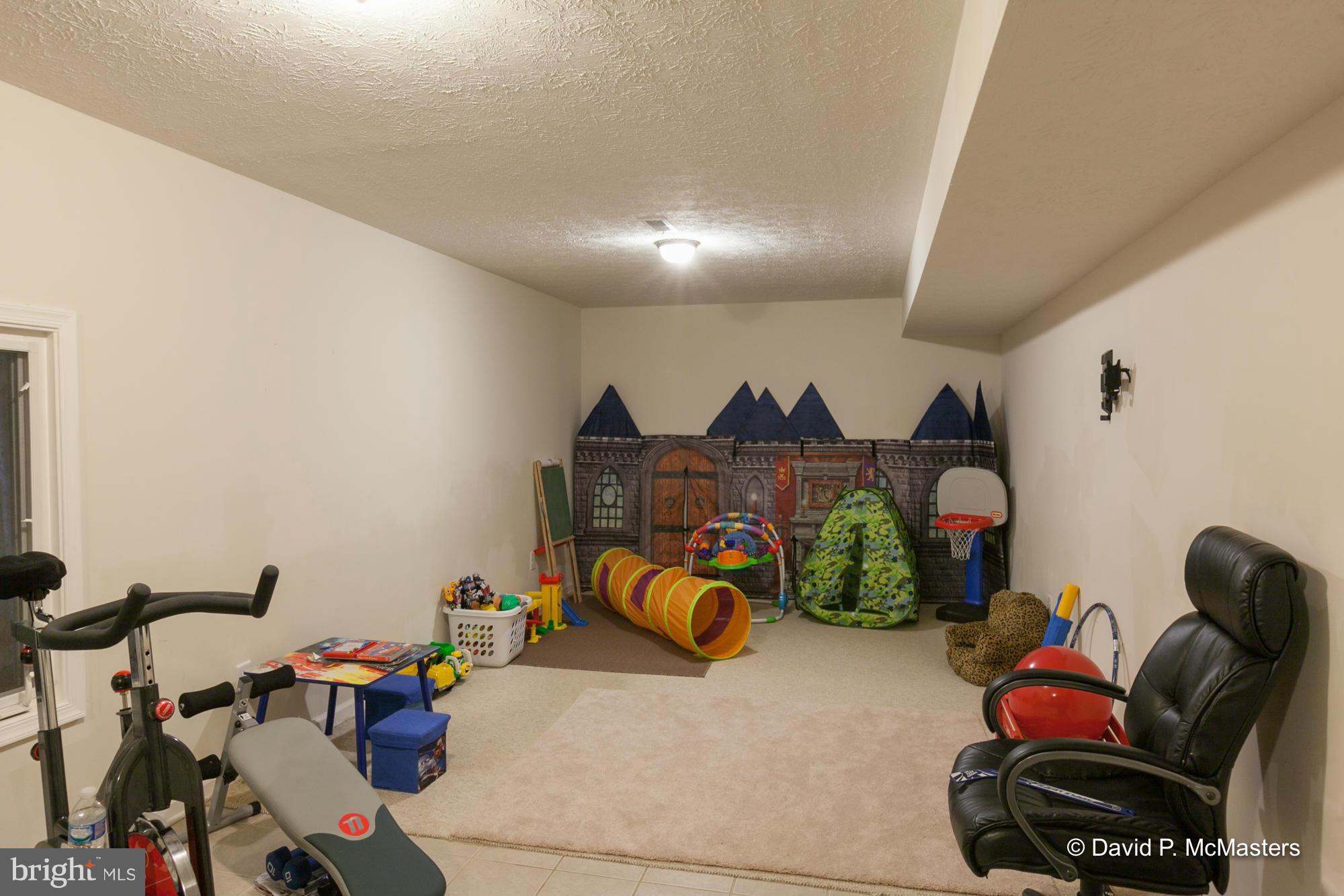 SUMMER HILL - Residential