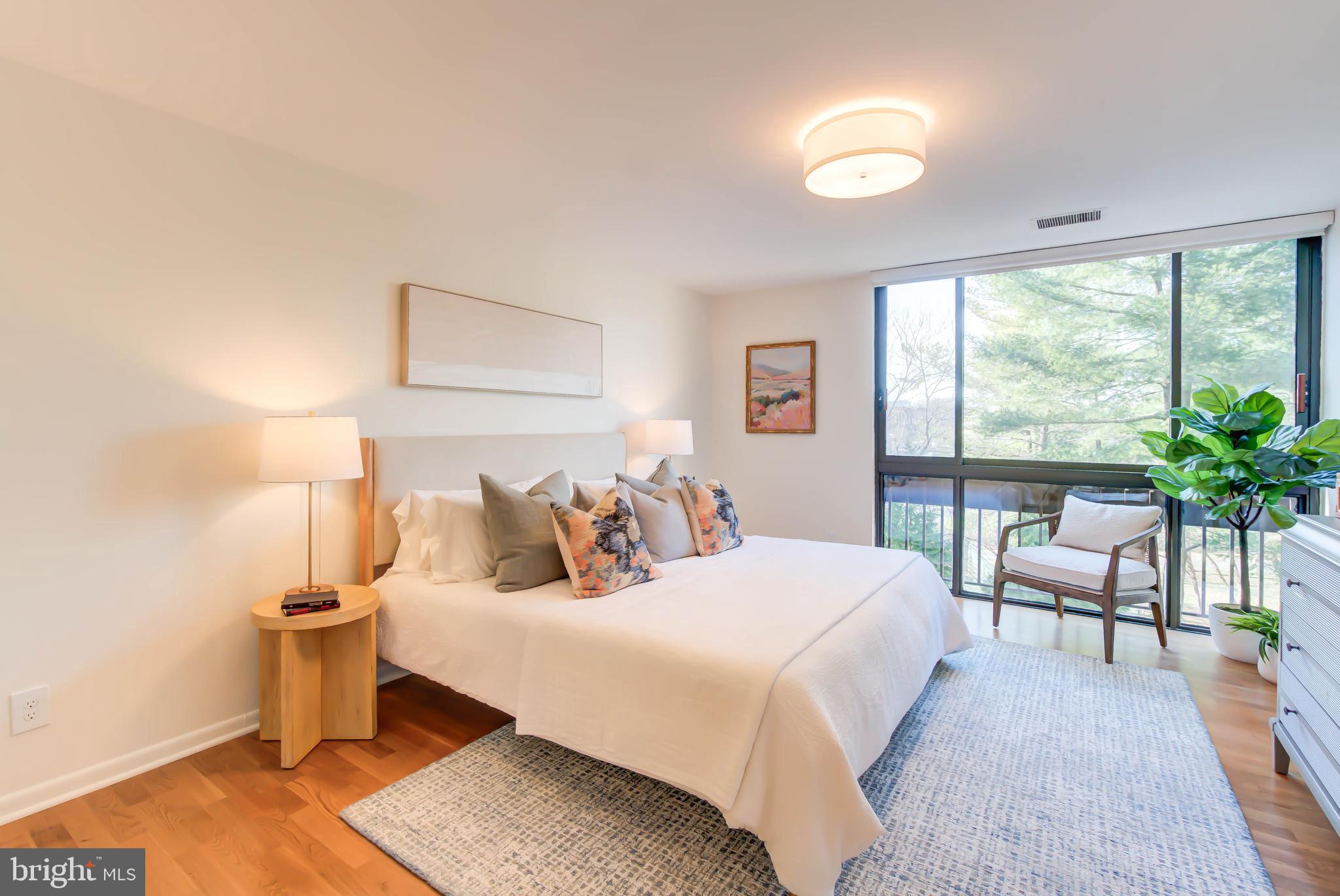 SUMNER VILLAGE - Residential