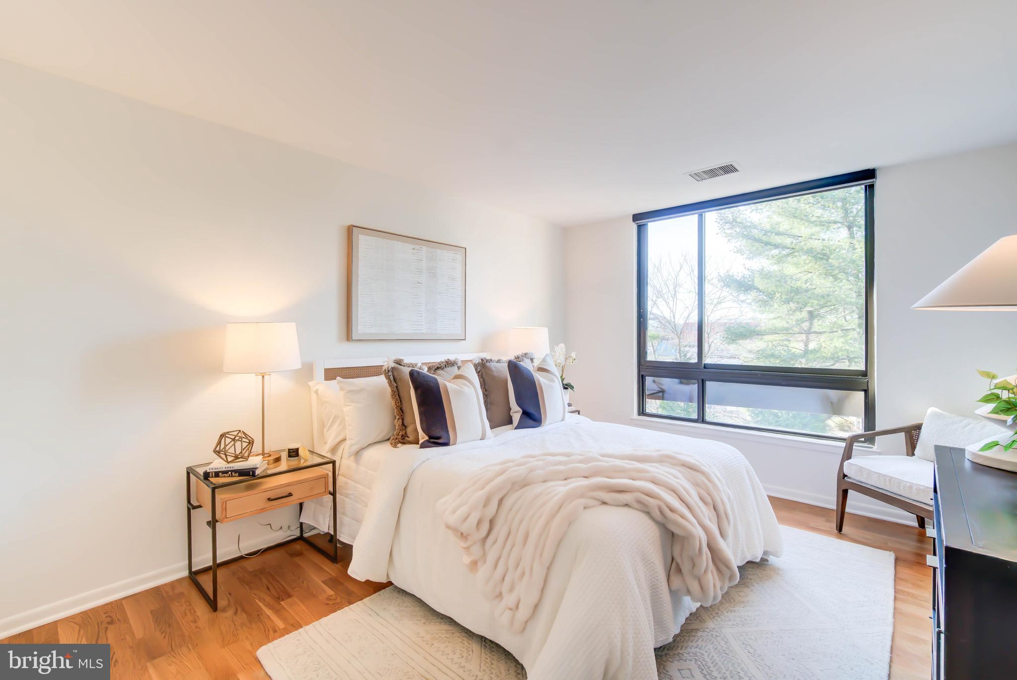 SUMNER VILLAGE - Residential