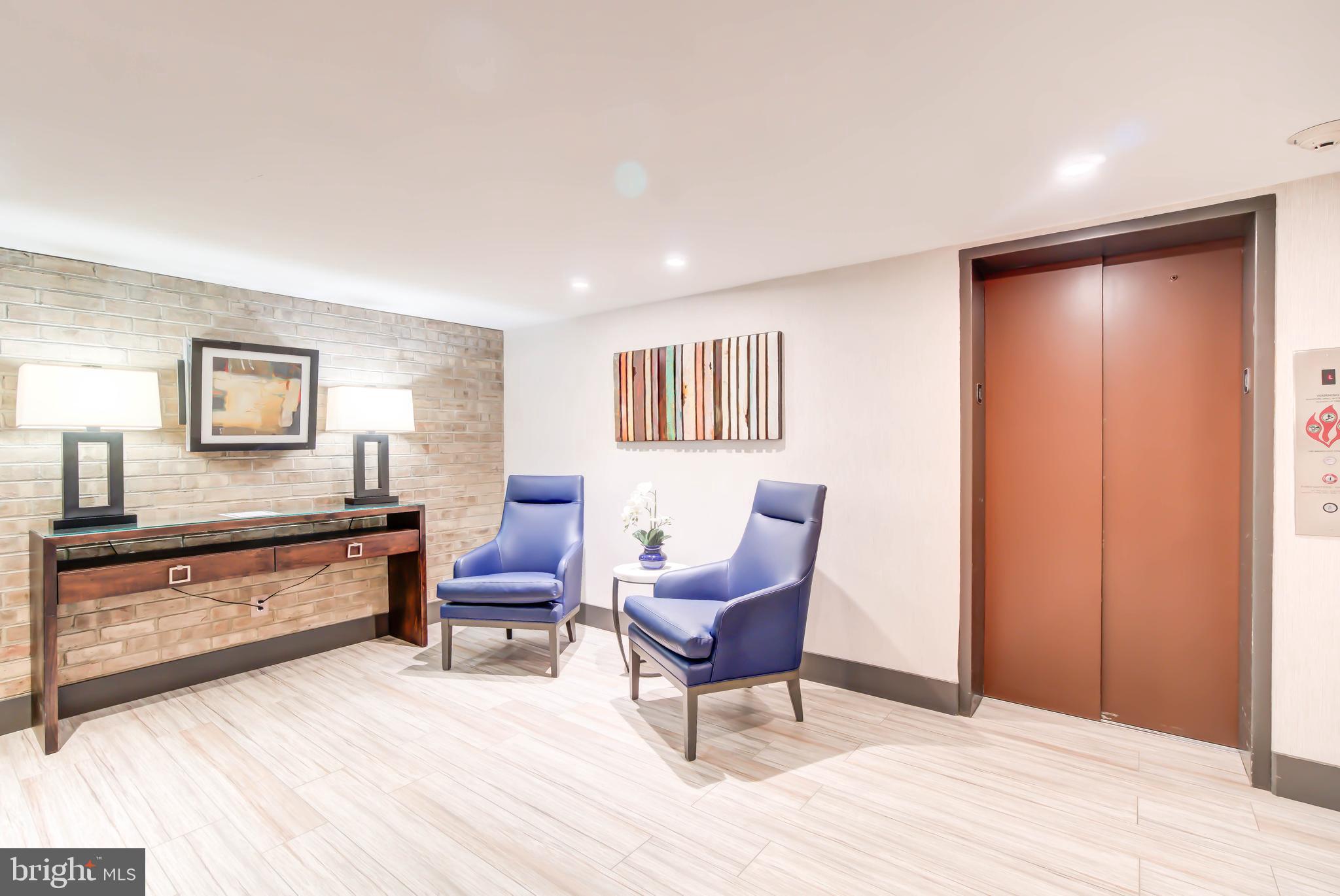 SUMNER VILLAGE - Residential