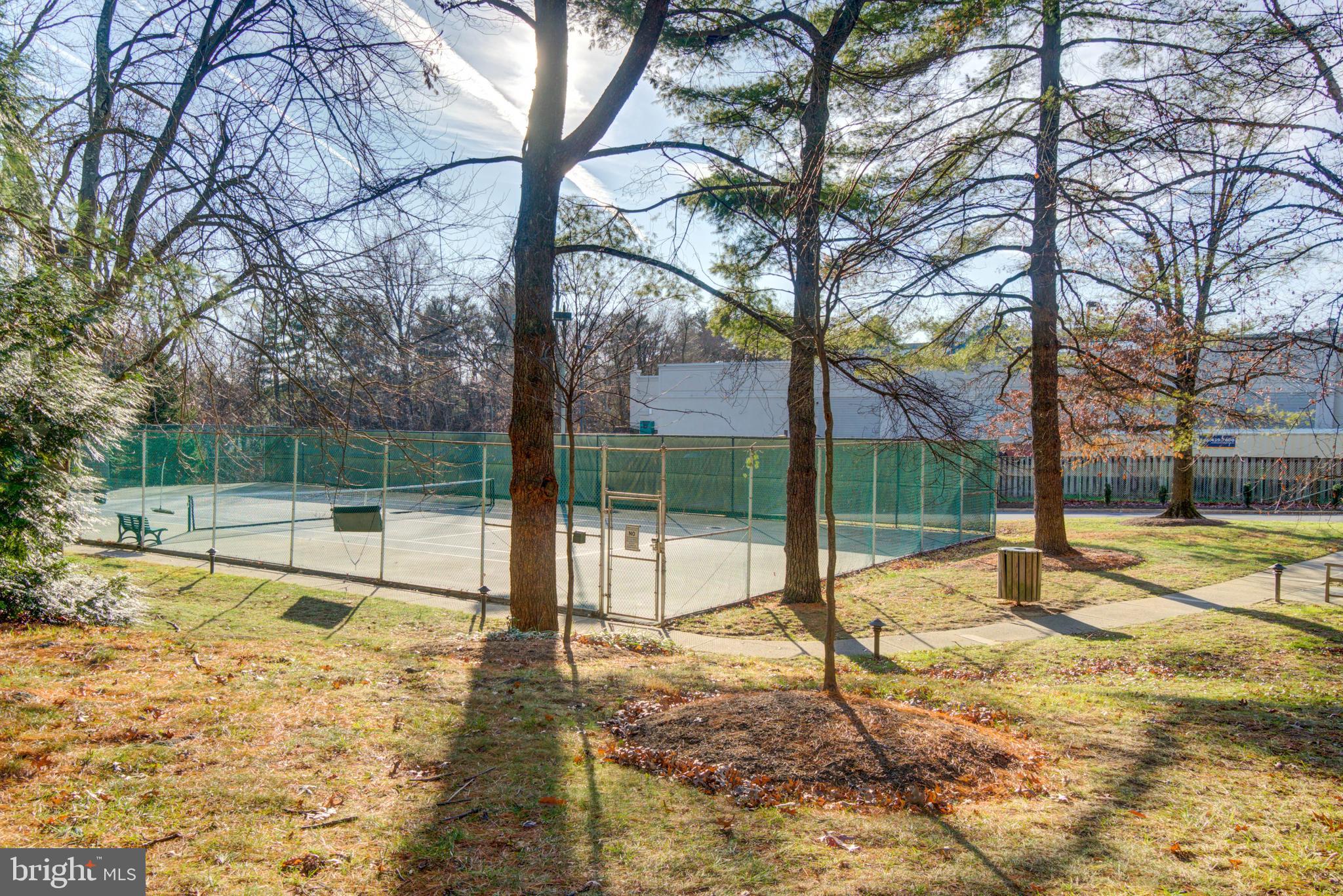 SUMNER VILLAGE - Residential