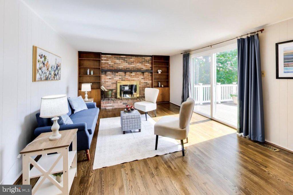 14645 ROLLING GREEN WAY