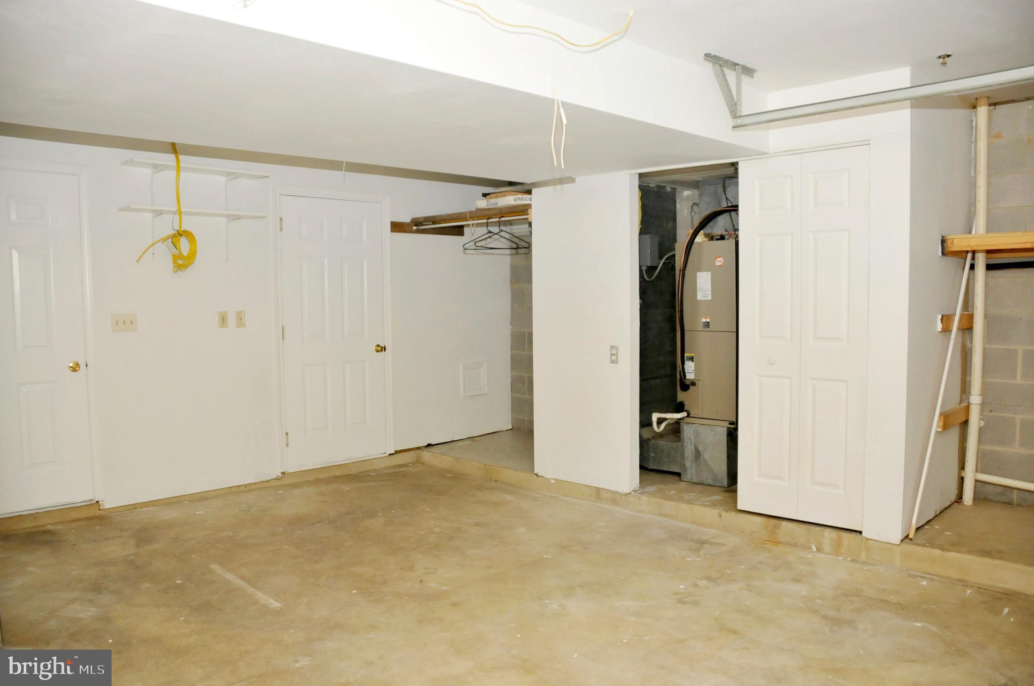 MT AIRY MANORS - Residential Lease