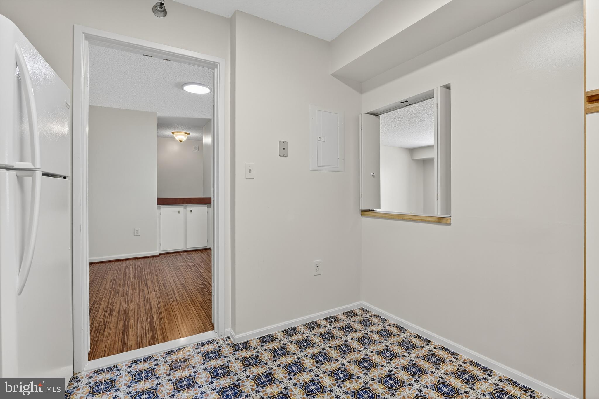 FAIRWAYS NORTH - Residential