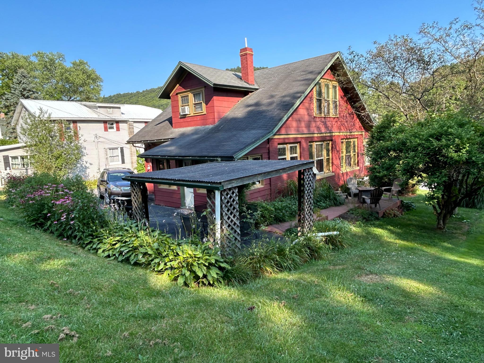 1343 PENNS CREEK ROAD