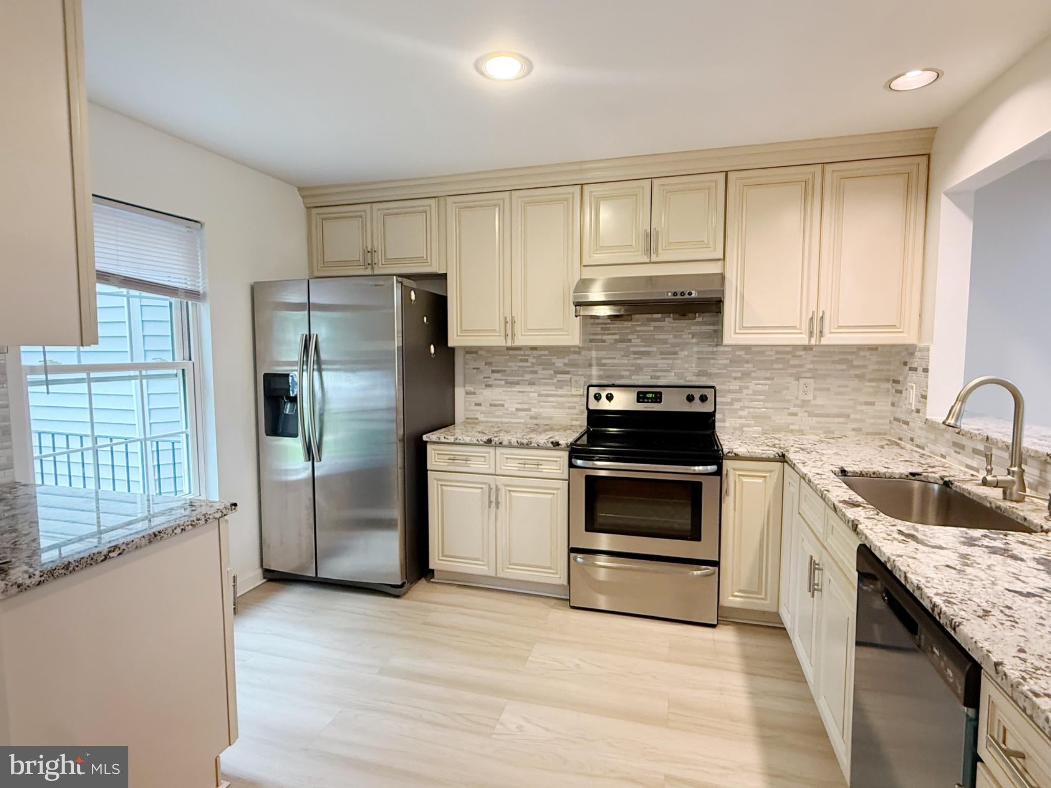 8545 HARVEST VIEW COURT