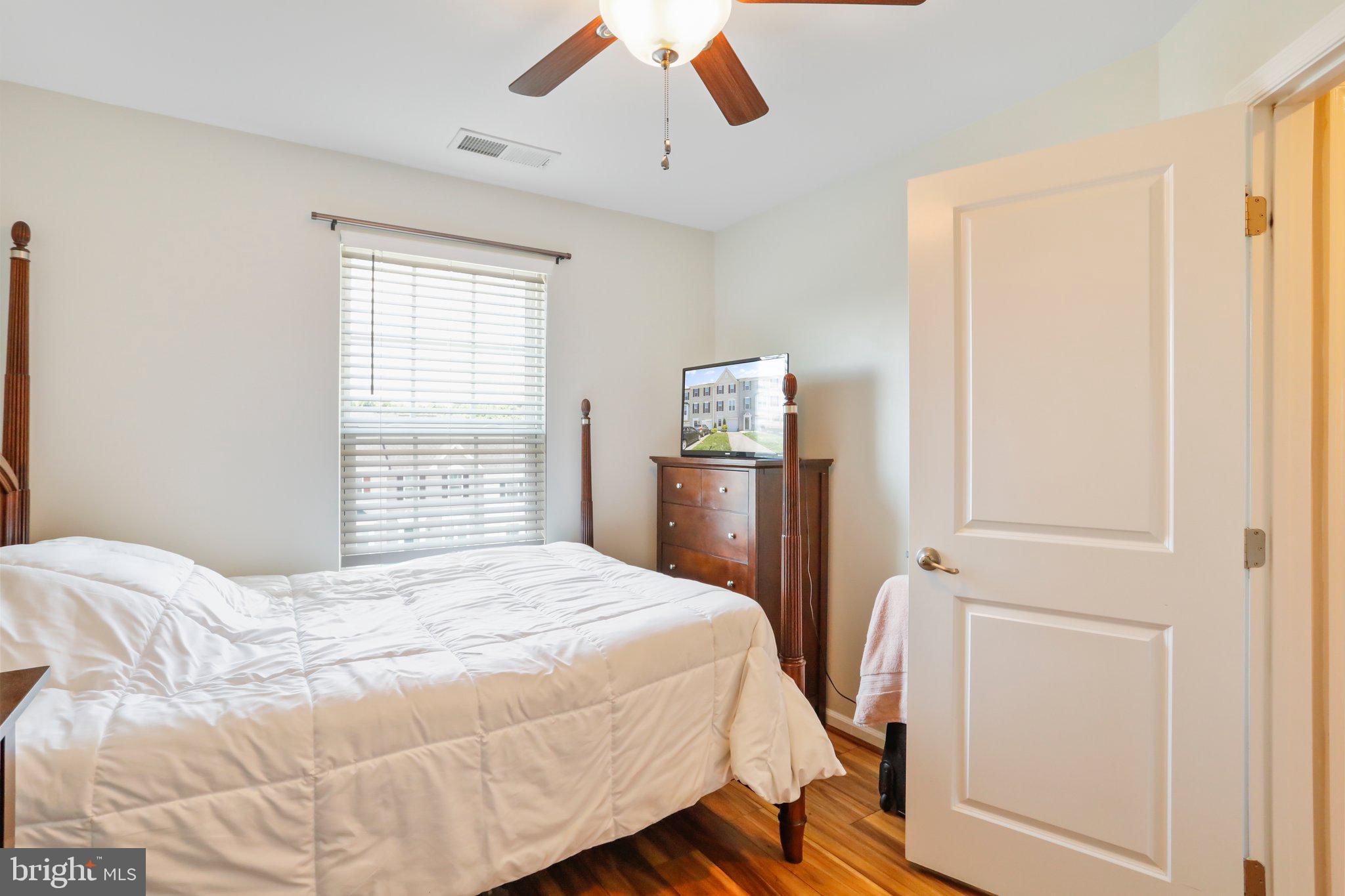 POTOMAC STATION - Residential