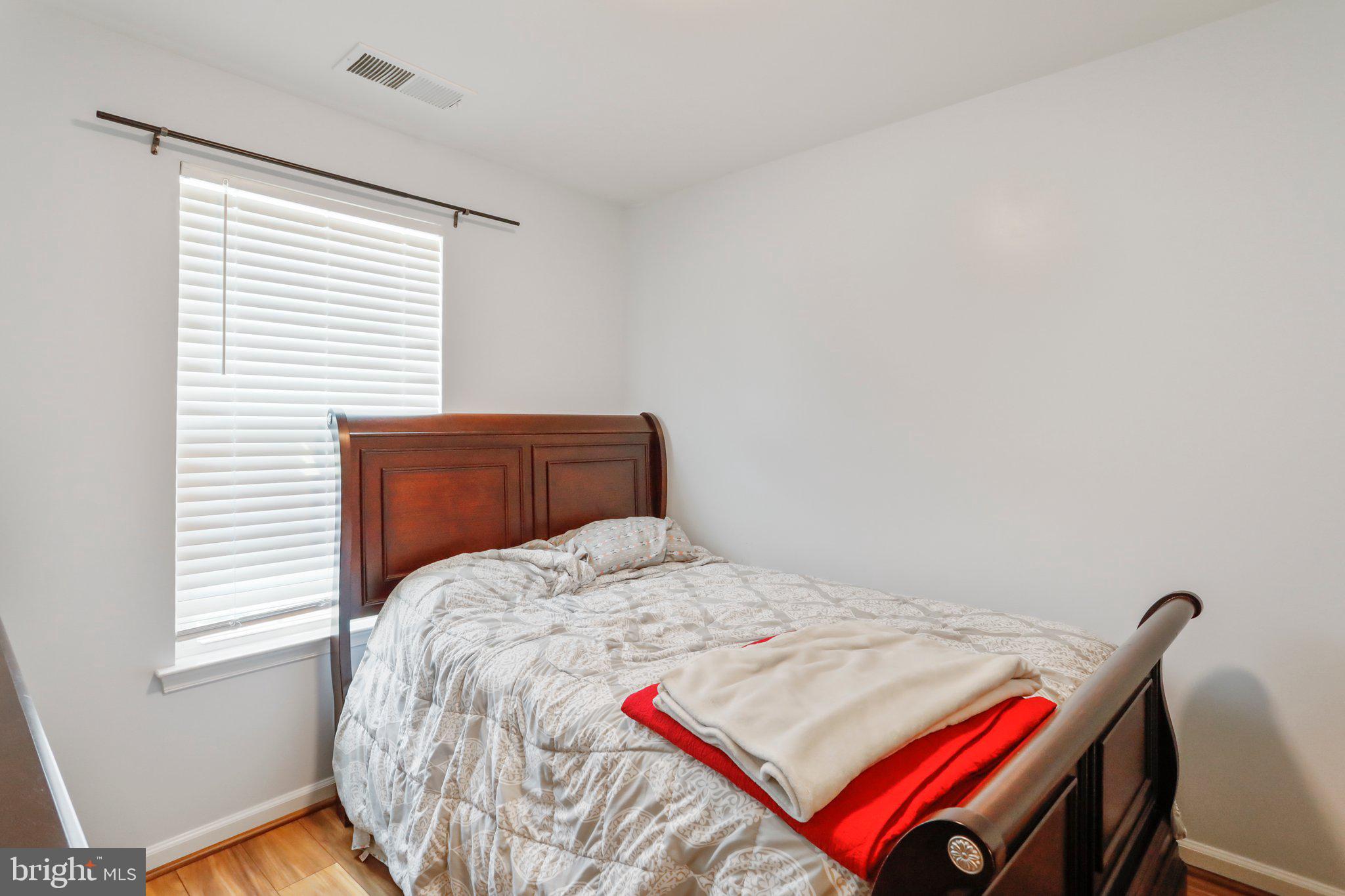 POTOMAC STATION - Residential