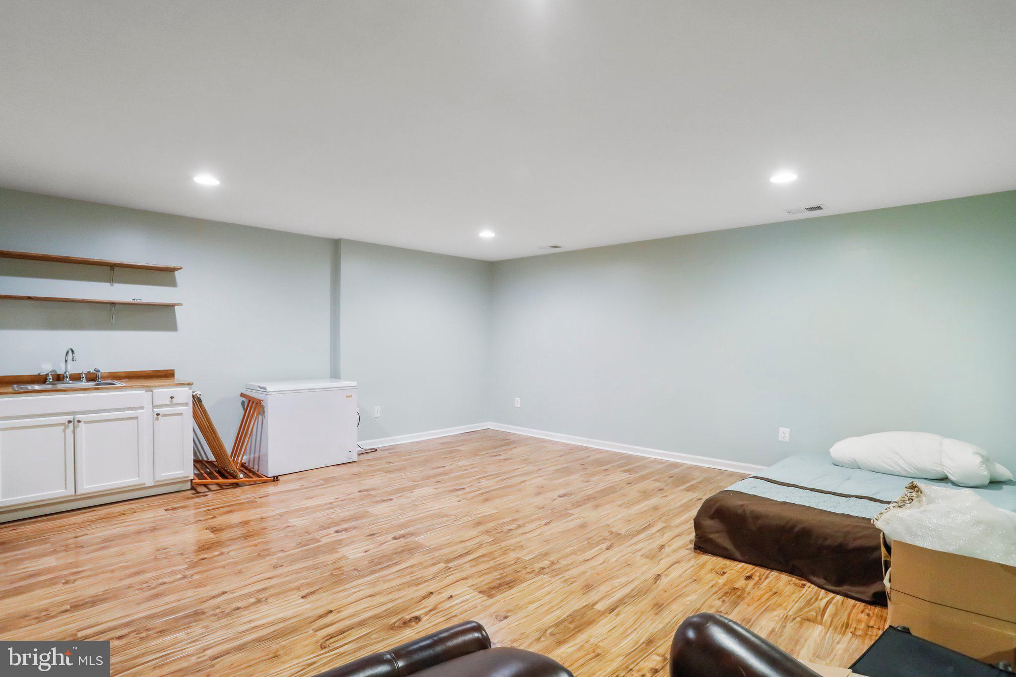 POTOMAC STATION - Residential