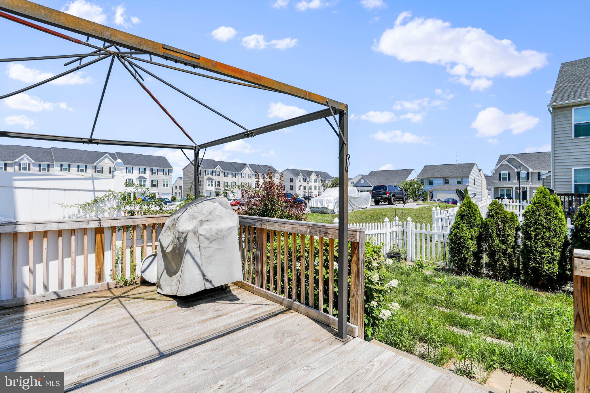 POTOMAC STATION - Residential