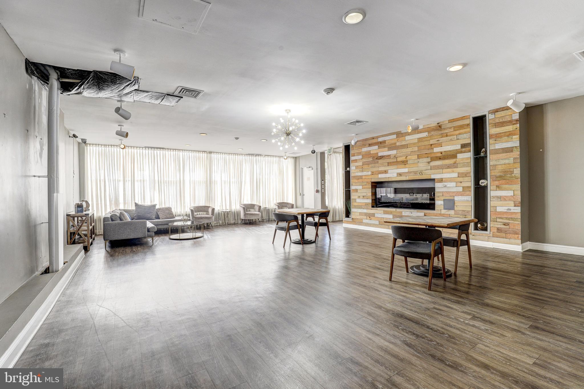 UPPER PARK HEIGHTS - Residential