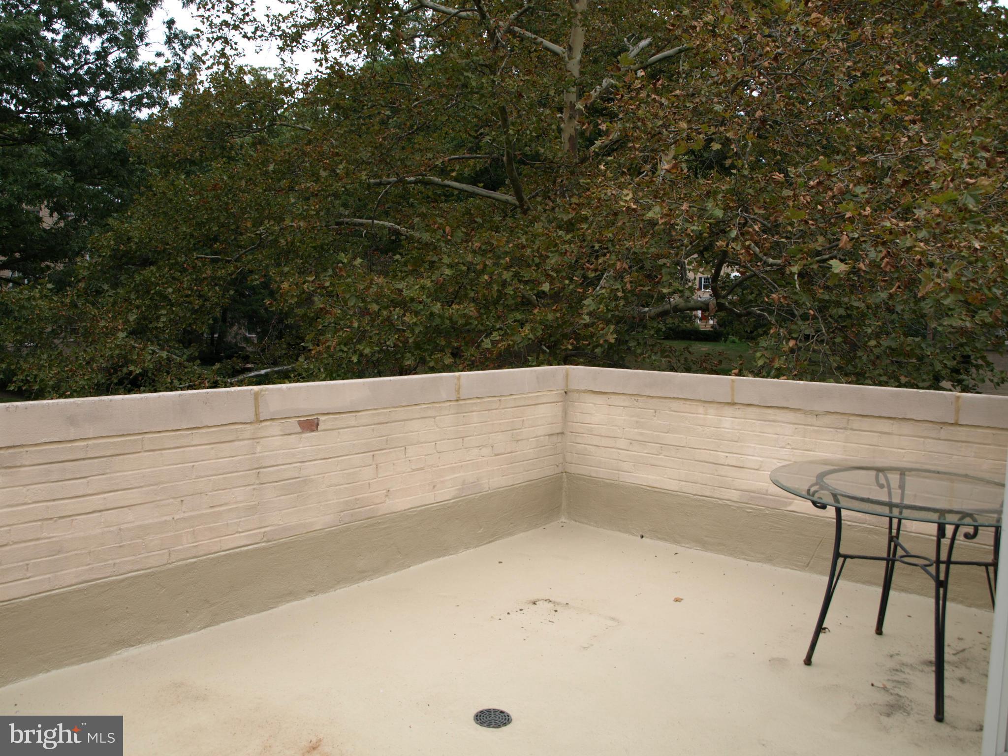 PARK GLEN - Residential Lease