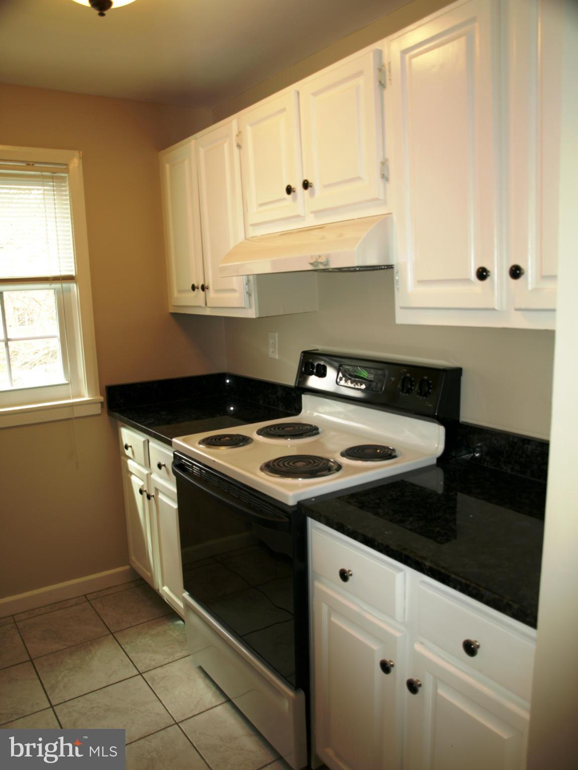 PARK GLEN - Residential Lease