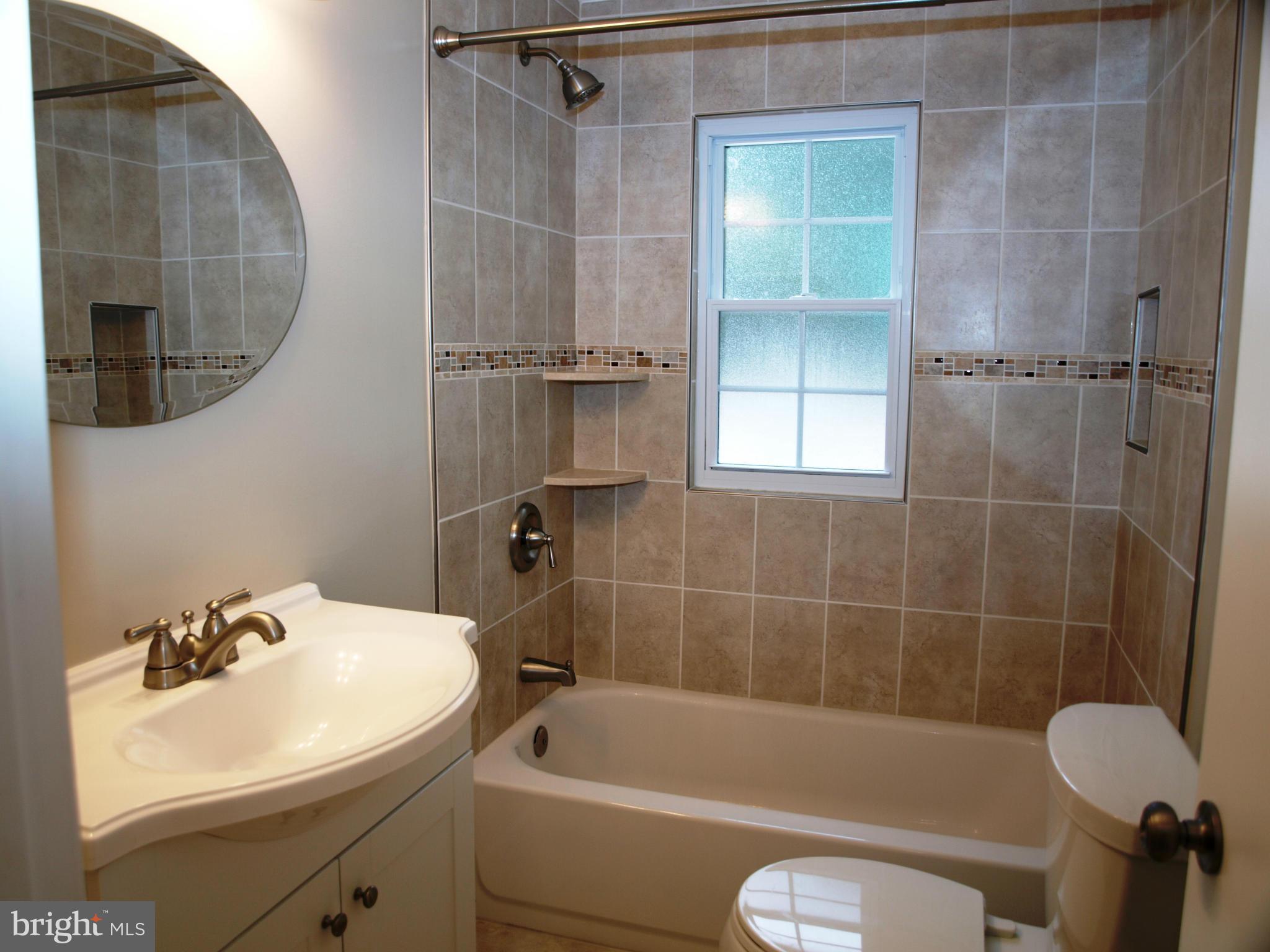 PARK GLEN - Residential Lease