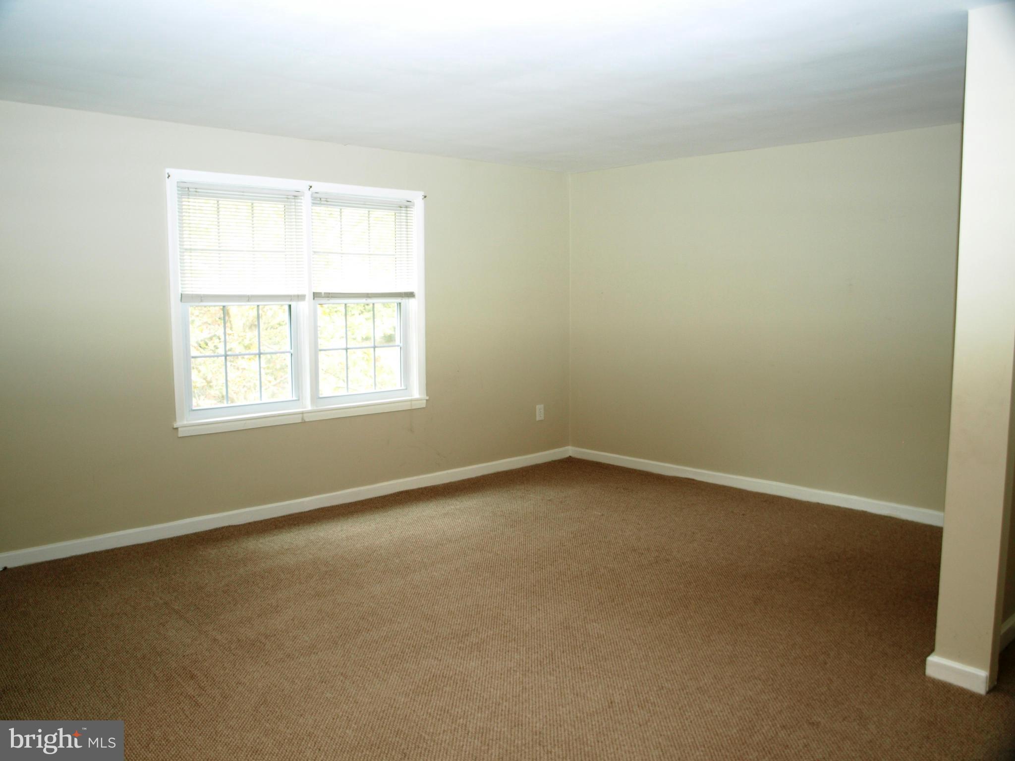 PARK GLEN - Residential Lease