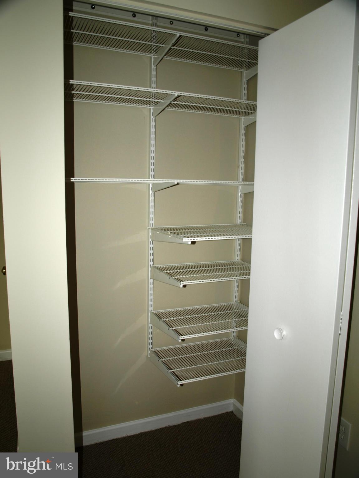 PARK GLEN - Residential Lease