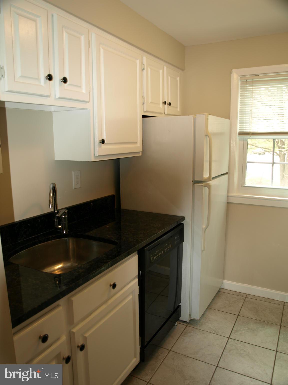 PARK GLEN - Residential Lease