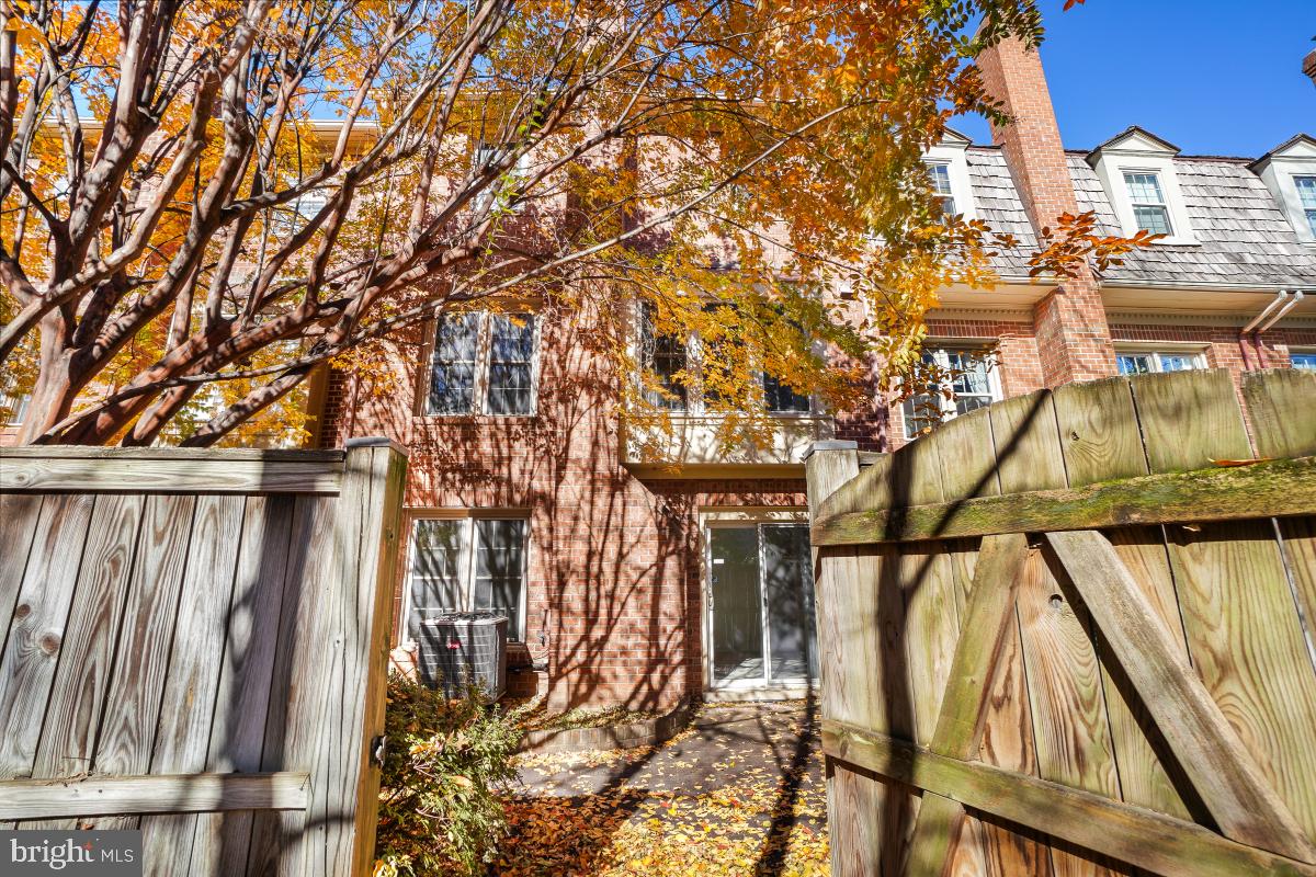 SEMINARY PARK - Residential