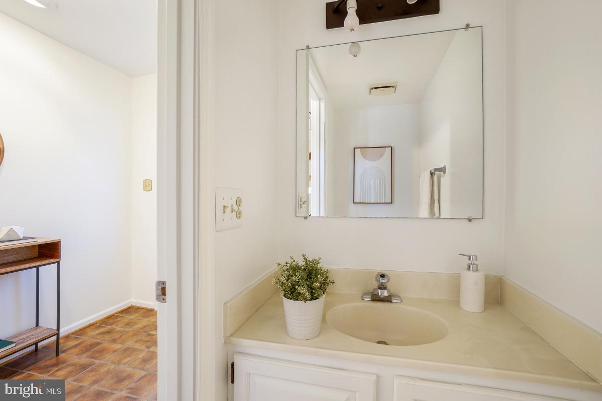 SEMINARY PARK - Residential