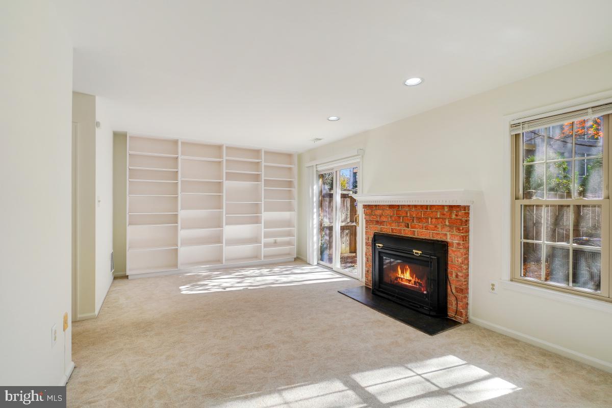 SEMINARY PARK - Residential