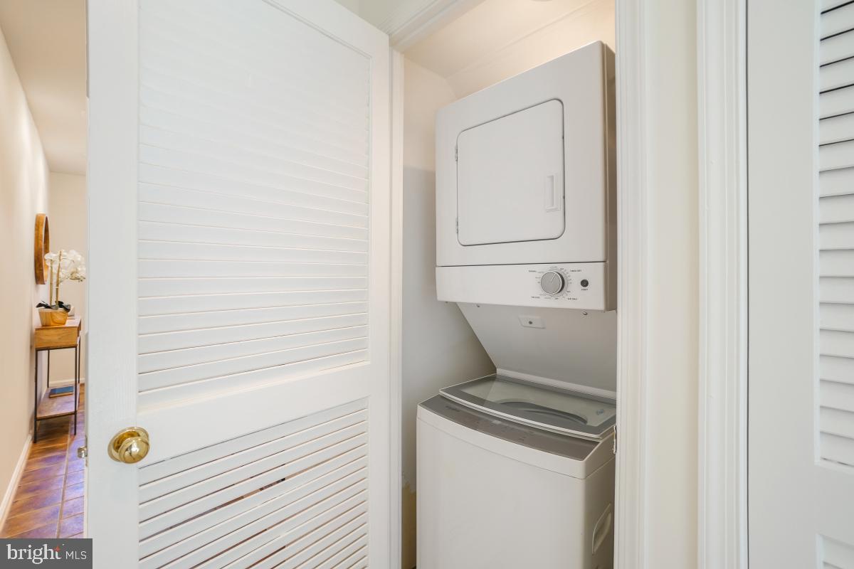 SEMINARY PARK - Residential