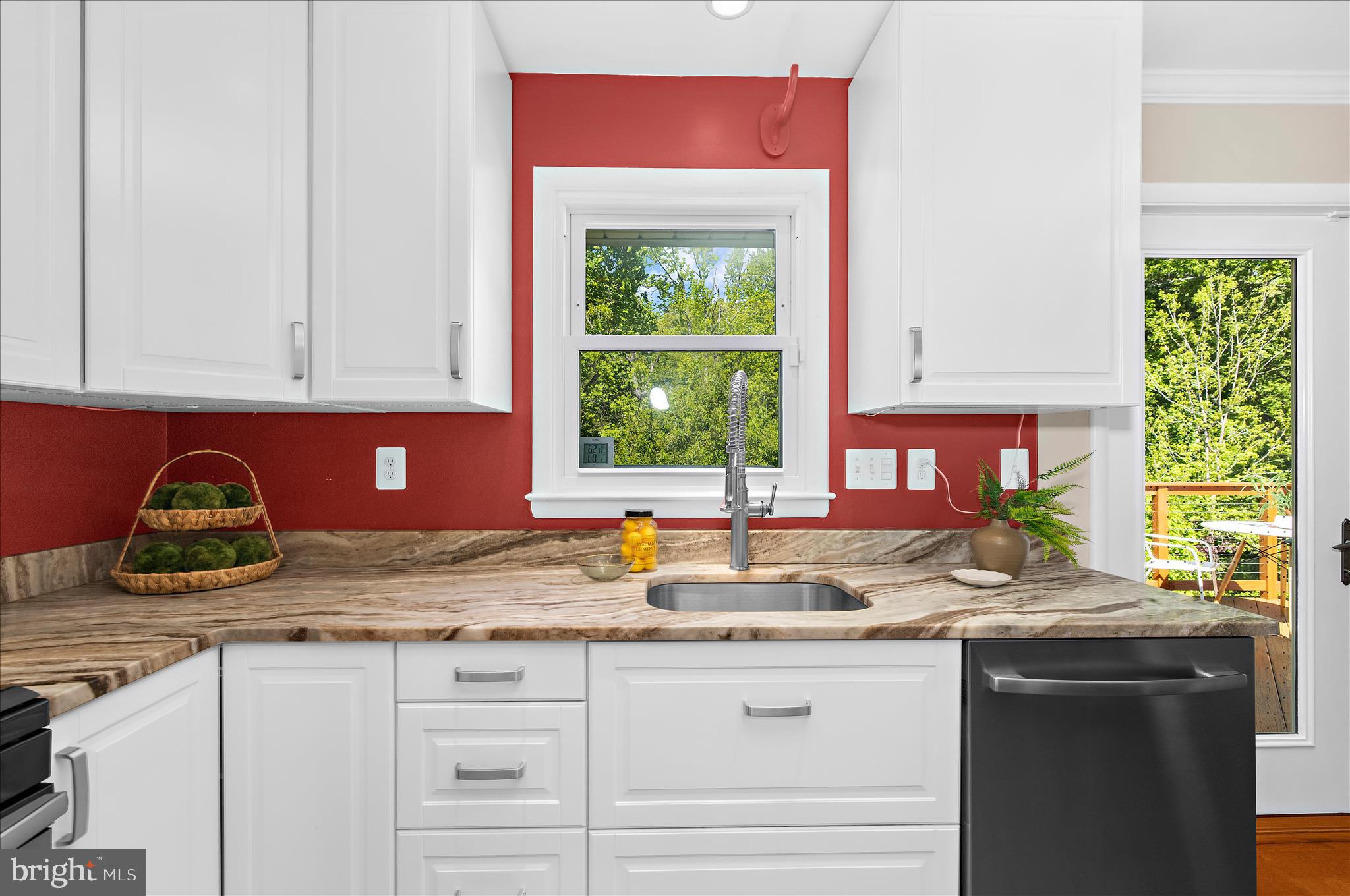 COLONY HILLS - Residential