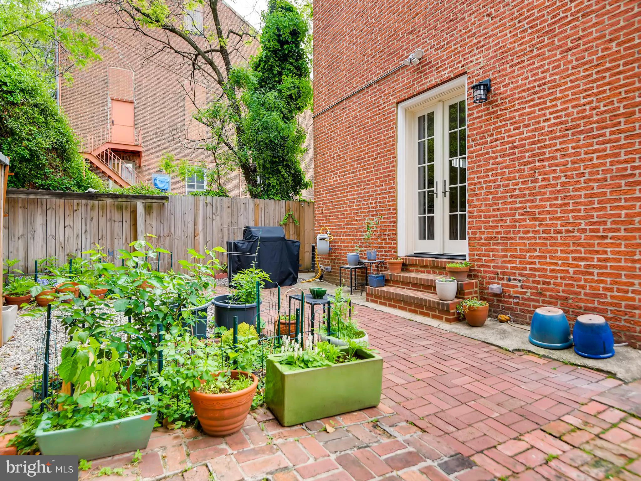 FEDERAL HILL HISTORIC DISTRICT - Residential