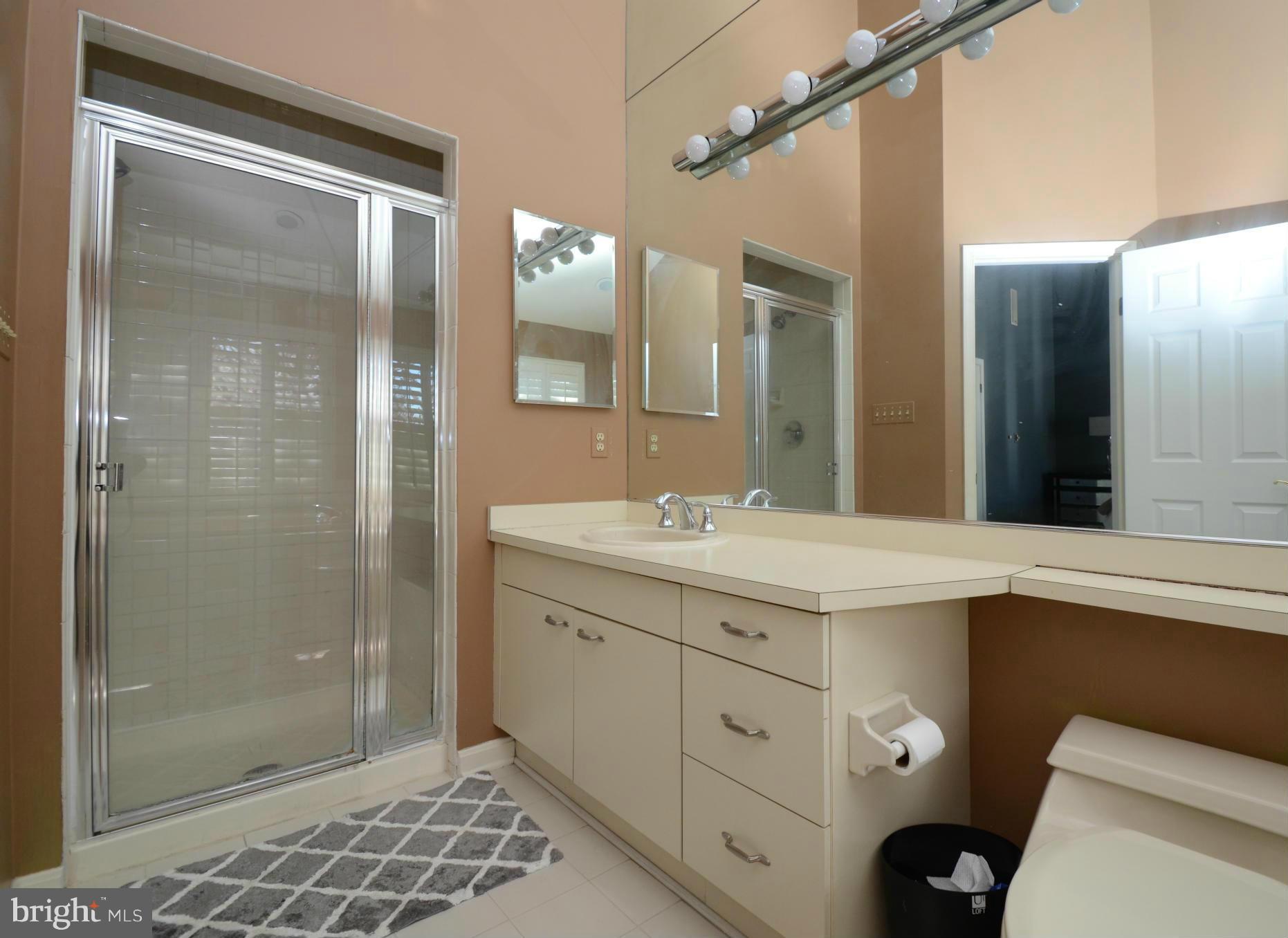 GREENE TREE - Residential