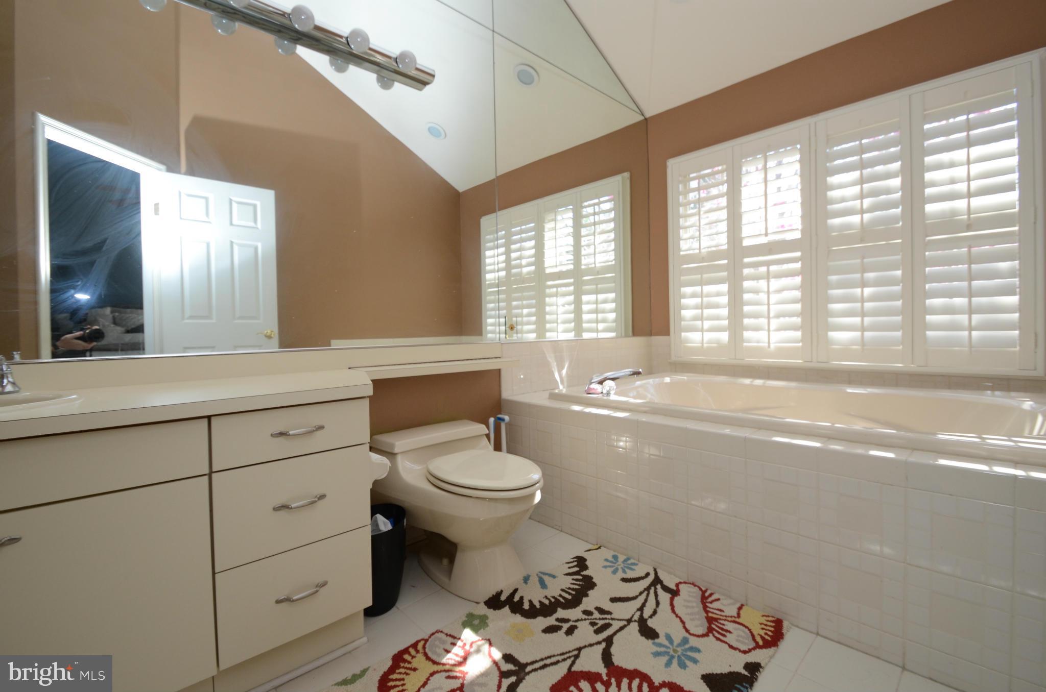 GREENE TREE - Residential