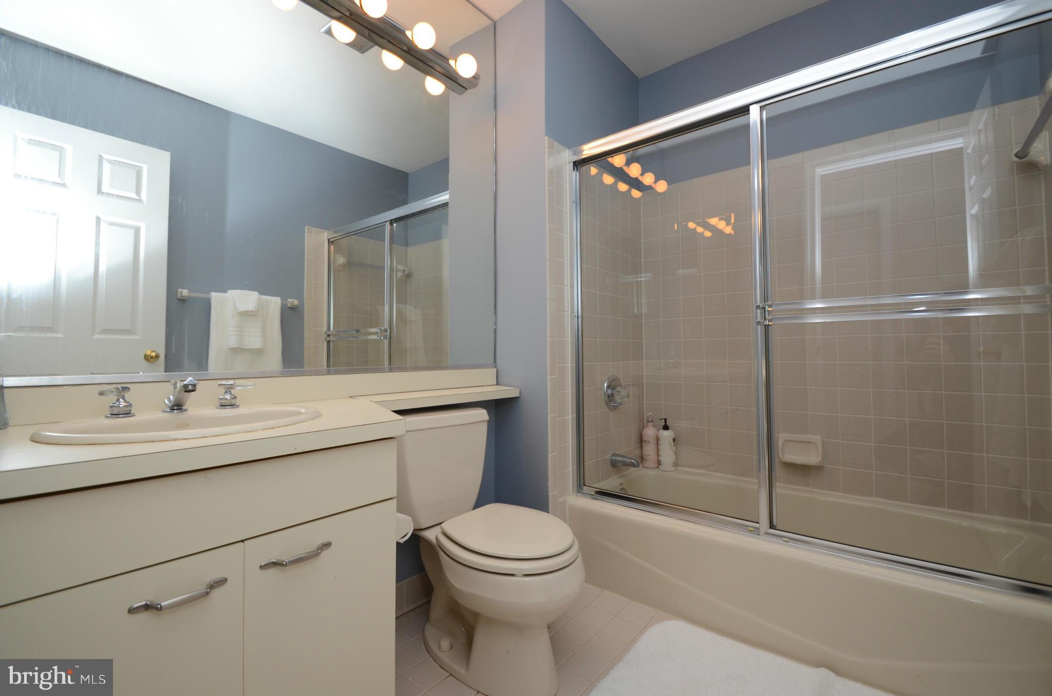 GREENE TREE - Residential