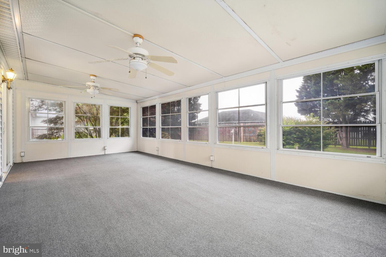 HYDE PARK - Residential